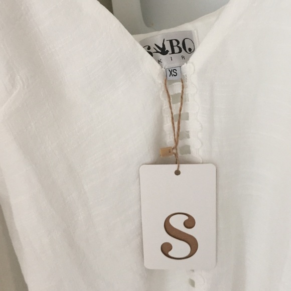 Sabo Skirt off-the-shoulder white boho cutout top/beach coverup - Picture 3 of 3